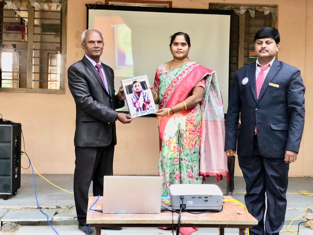 Presented copy of article on Super Brain Yoga published in SCERT Compendium to the Principal- Workshop on Super Brain Yoga at Govt. Junior College, Pedda Shankaram Pet, Medak Dist.