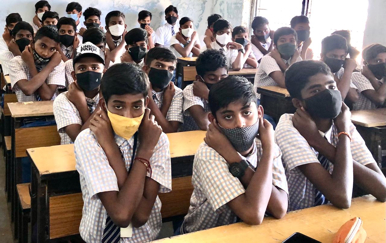 Positioning of Fingers on Earlobes - practice - part of  Workshop on Super Brain Yoga at Zilla Parishad High School, Jakran Pally, Nizamabad Dist.